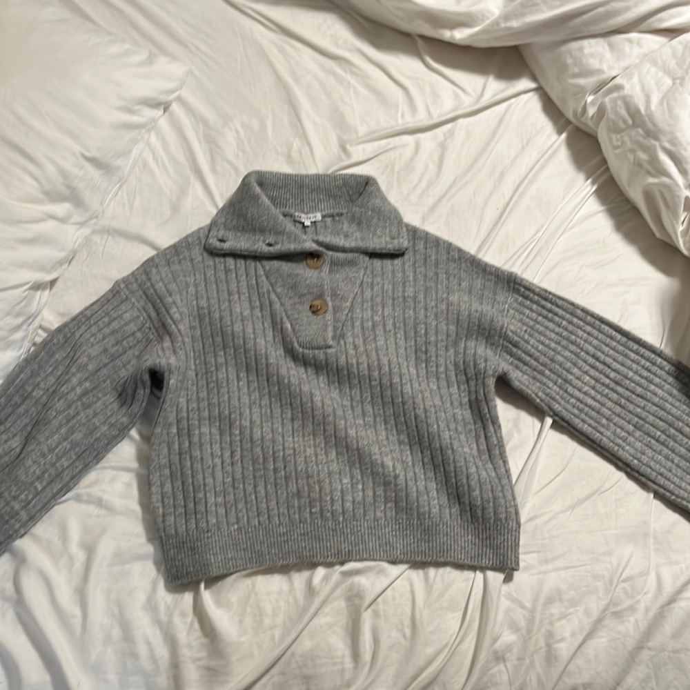 Brand new without tags cropped sweater